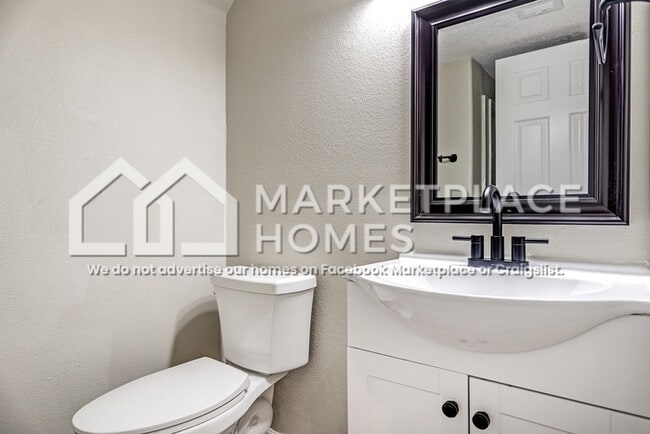 Building Photo - 10227 Cristalino Rd SW