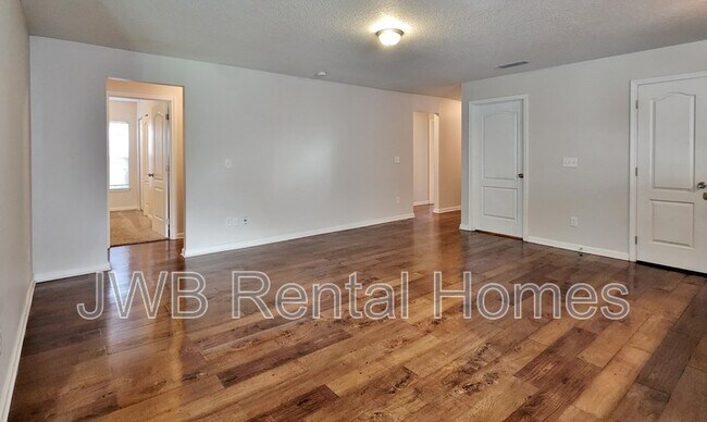 Building Photo - 8162 Metto Rd