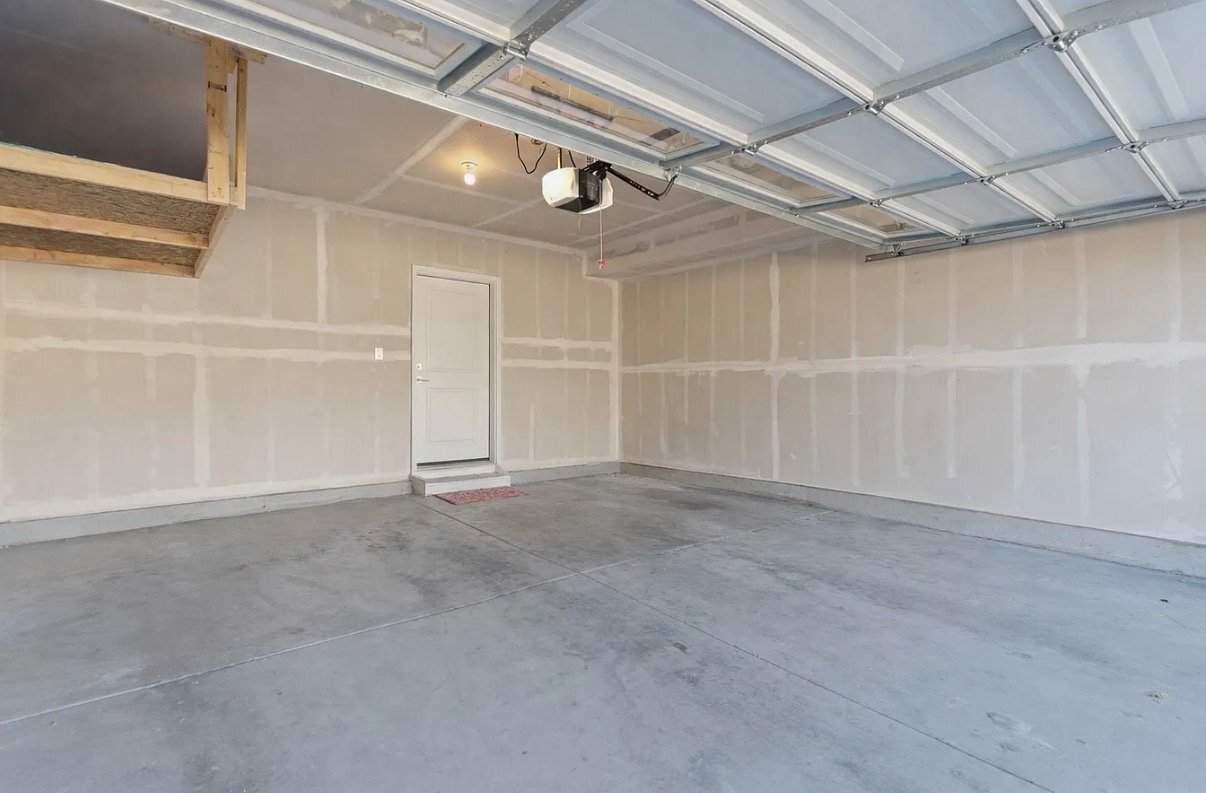 Building Photo - 1928 Rosen Dr