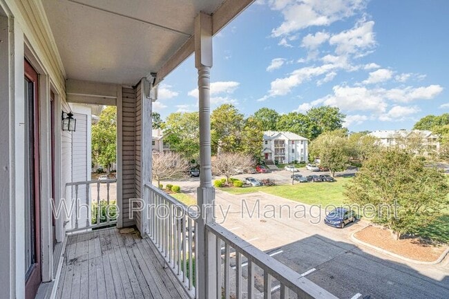 Building Photo - 6165 Meadow Rose Ln