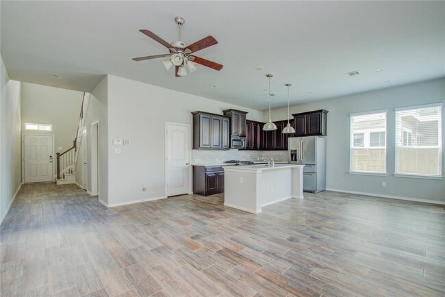 Building Photo - 17019 Canosa Dr