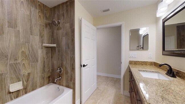 Building Photo - 4851 Kennett St