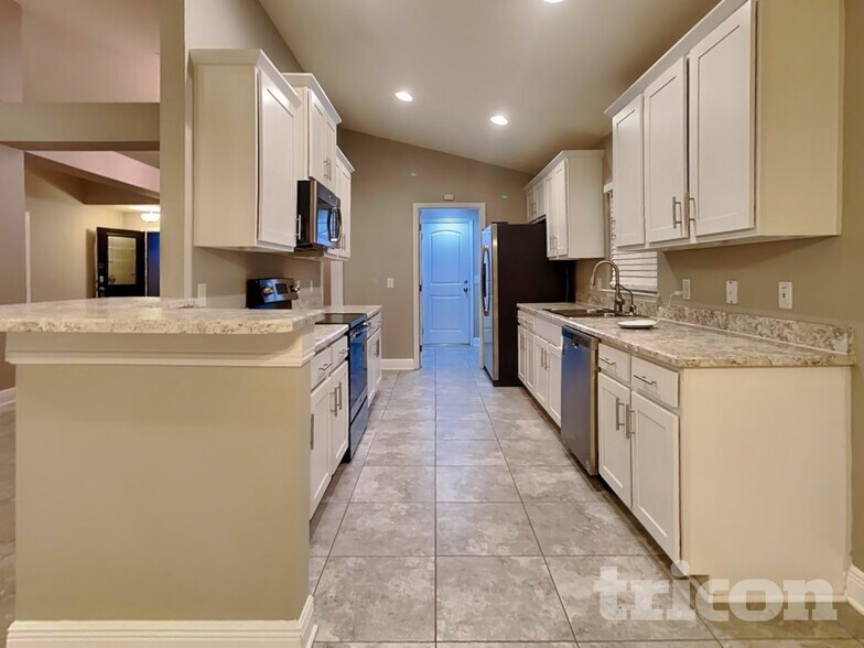 Building Photo - 14456 Barley Field Dr