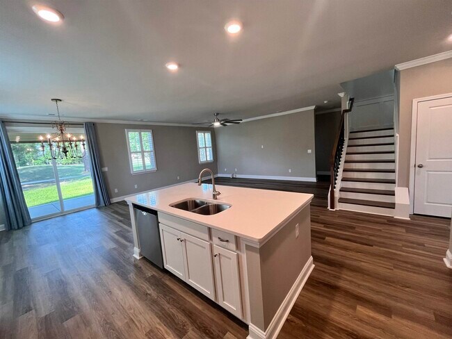 Building Photo - 575 Chatham Ct NW