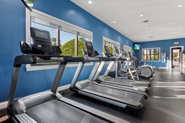 Building Photo - 5709 Silver Sun Dr