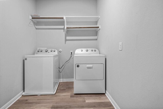 Building Photo - 1237 Oak Chase Wy