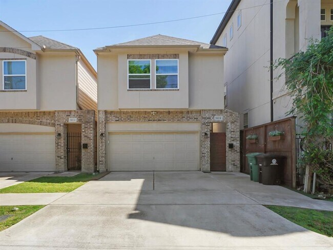 Building Photo - 5611 Petty St