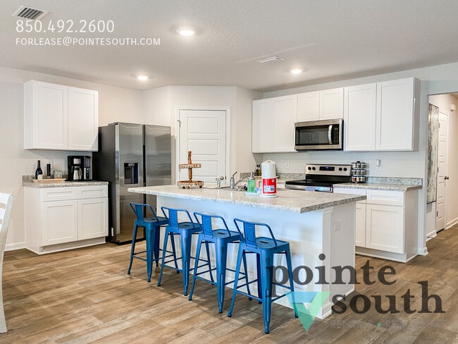 Building Photo - 5967 Smarty Jones Wy