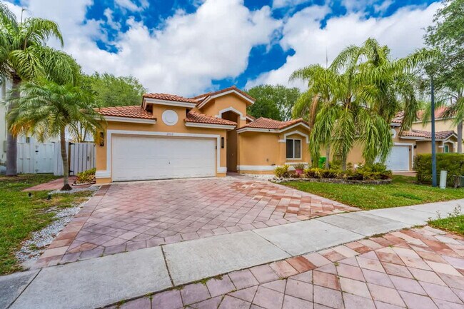 Building Photo - 2409 NW 139th Ave