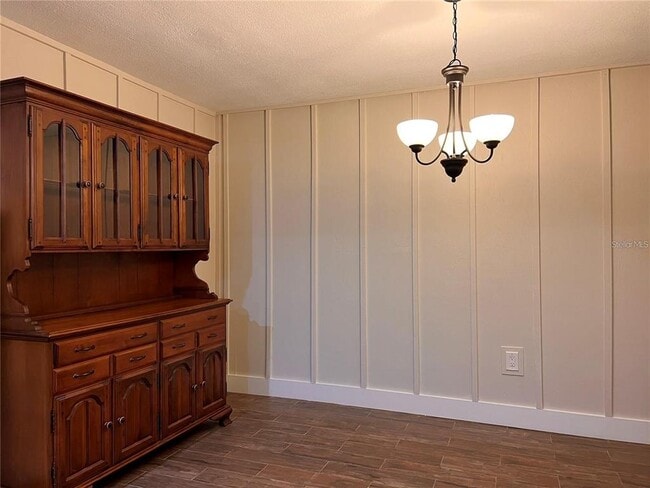 Building Photo - 14715 Bayonne Rd