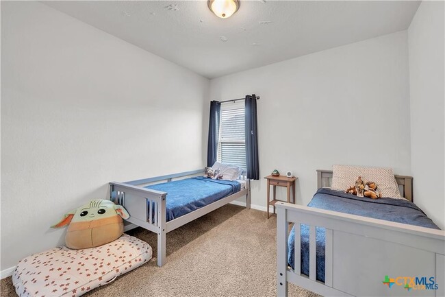 Building Photo - 5314 Fenton Ln
