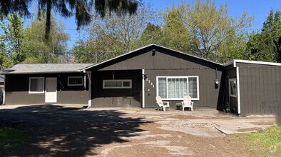 Building Photo - dtml01