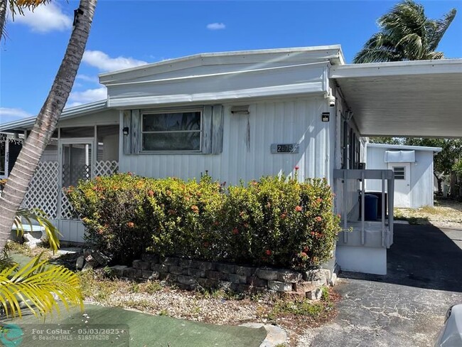 Building Photo - 2875 SW 58th St