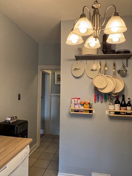 Building Photo - 127 2nd St