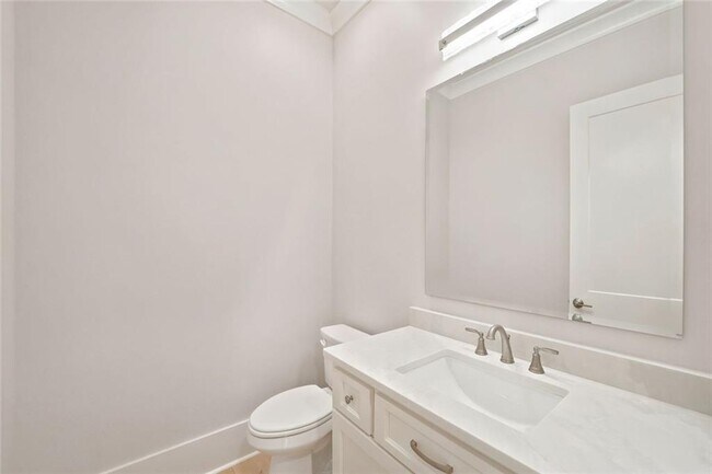 Building Photo - 1396 Old Magnolia Way