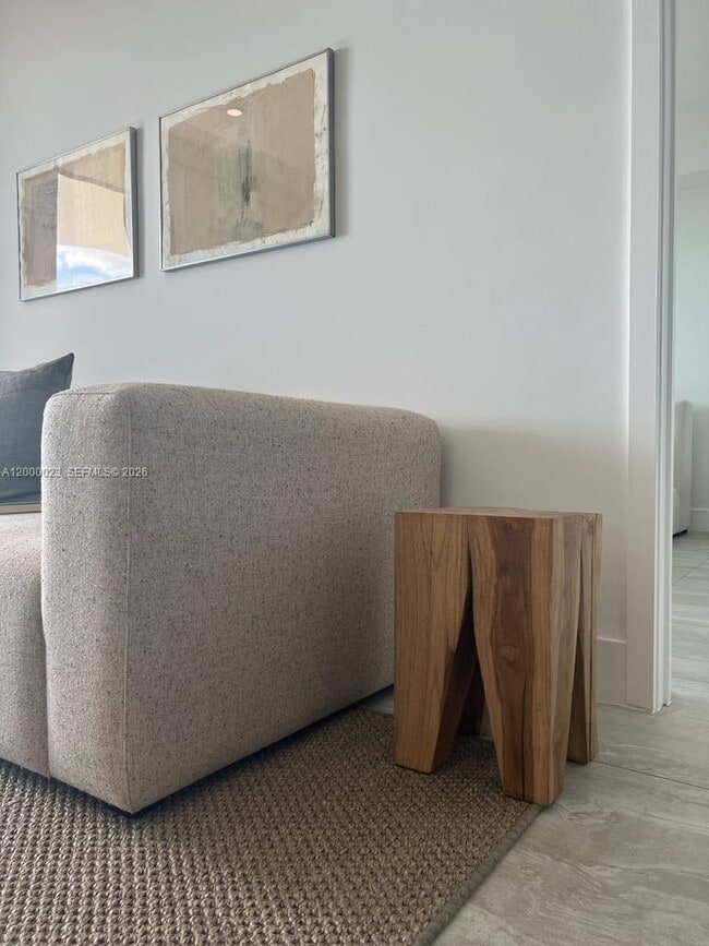 Building Photo - 488 NE 18th St