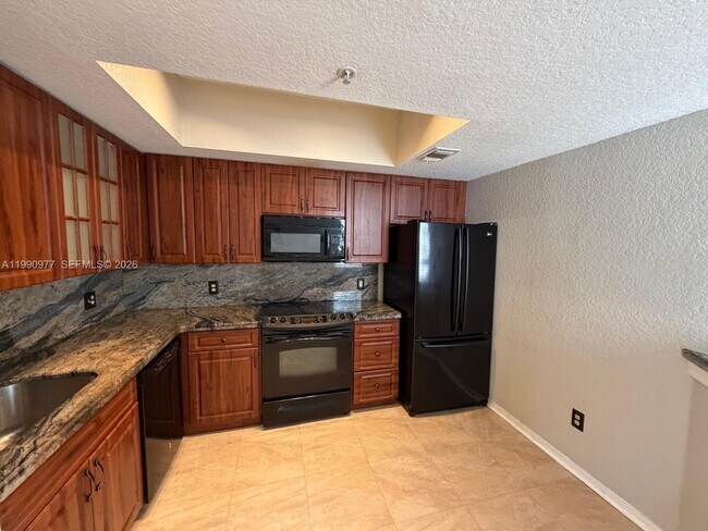 Building Photo - 781 SW 148th Ave