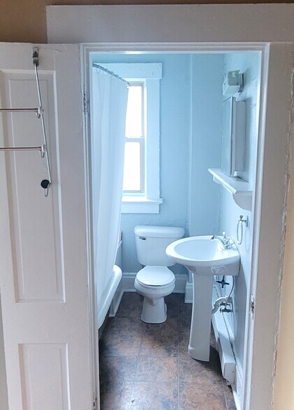 Bathroom - 116 E Hudson St