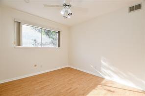 Building Photo - 5502 Dumfries Dr