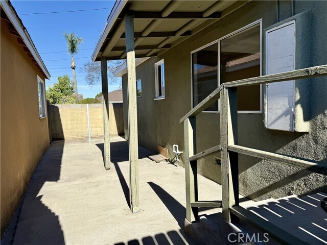 Building Photo - 15531 Eucalyptus Ave