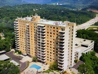 Building Photo - 1131 Stringers Ridge Rd