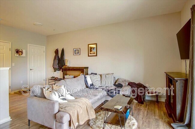 Building Photo - 237 Pacifica Blvd