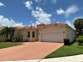 Building Photo - 8330 Lake Cypress Rd
