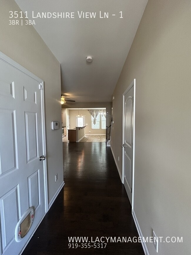 Building Photo - 3511 Landshire View Lane