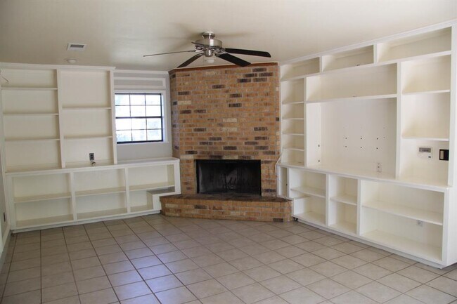 Building Photo - 5402 Musket Ridge