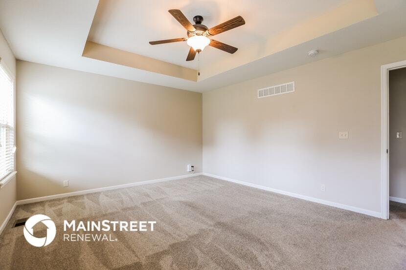 Building Photo - 1309 NW Hilltop Ln