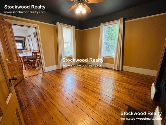 Building Photo - 36 Spring Garden St