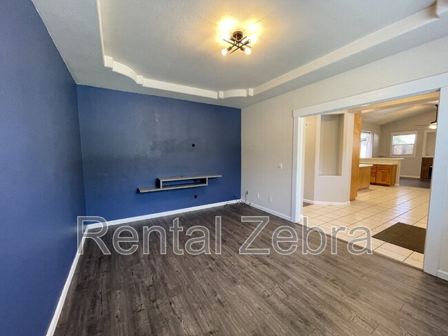 Building Photo - 233 Craftman Ct