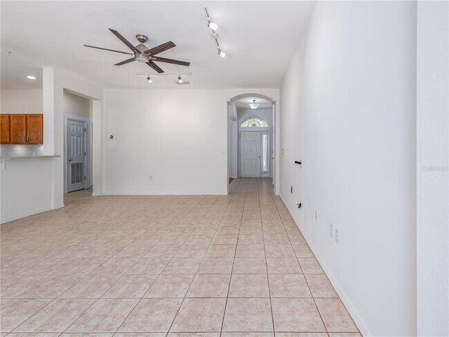 Building Photo - 1602 Hidden Meadow Ct