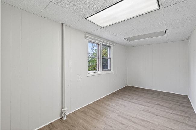 Building Photo - 3953 Arthur St NE