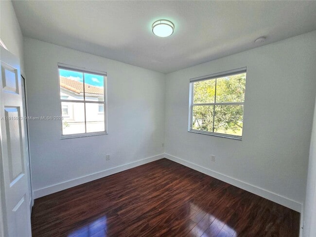 Building Photo - 7848 NW 108th Ct