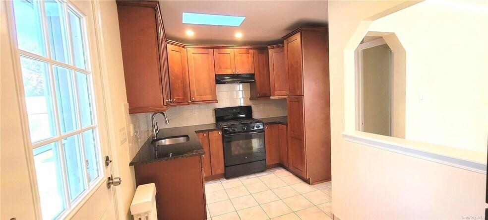 Kitchen - 56 Marlboro Rd