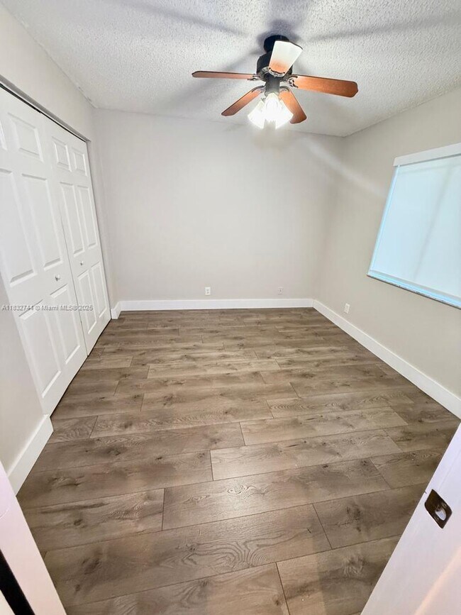 Building Photo - 4280 Ironwood Ct