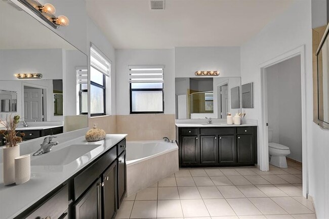 Building Photo - 25241 SW 118th Ave