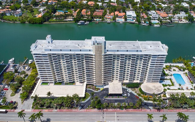Building Photo - 5600 Collins Ave