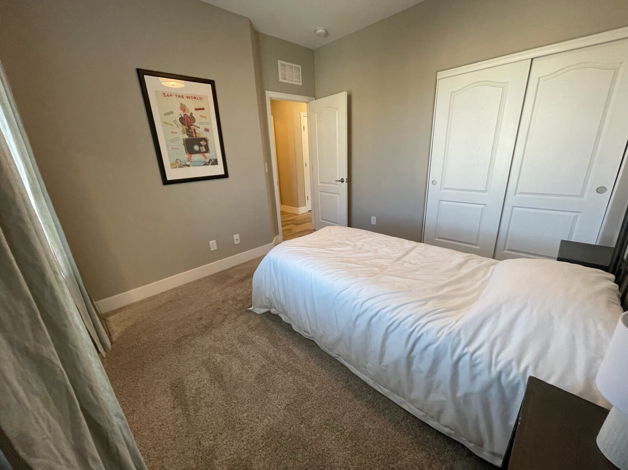 bedroom 3 - 10647 Marble Arch St