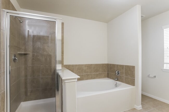 Building Photo - 30823 Gardenia Trace Dr