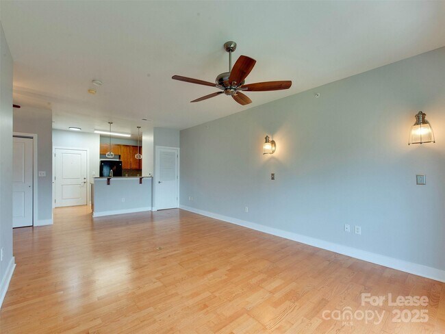 Building Photo - 630 Calvert St