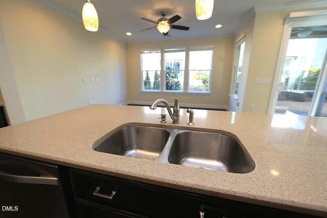 Building Photo - 446 Methven Grove Dr