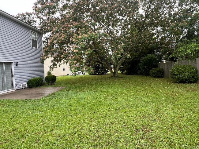 Building Photo - 1666 Mossberg Dr