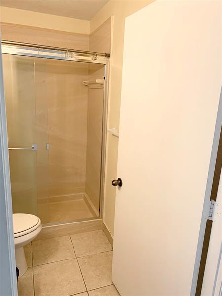 Building Photo - 6224 Country Fair Cir