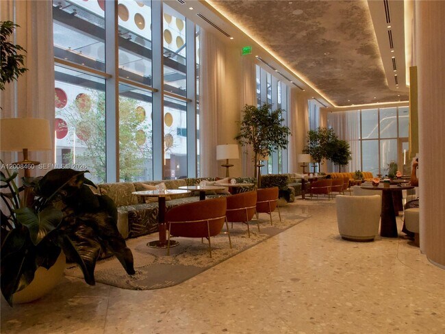 Building Photo - 77 SE 5th St