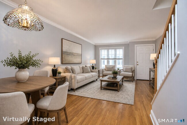 Building Photo - 39 Maple Tree Ave