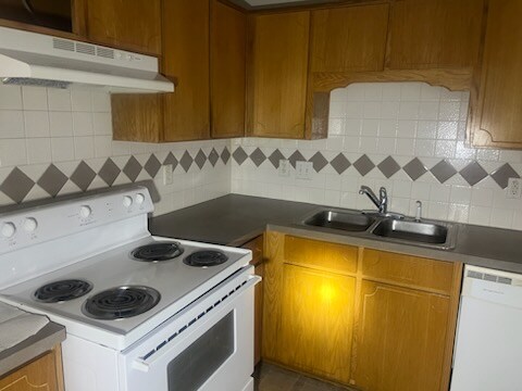 Building Photo - 2807 Kerrville Ct