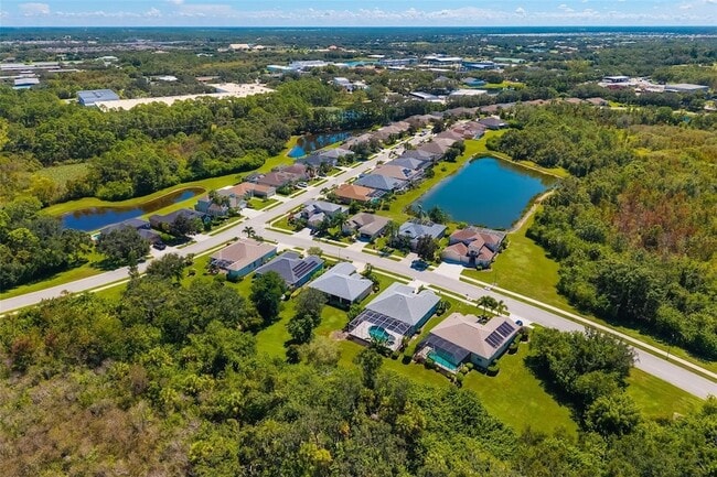 Building Photo - 7813 Castleisland Dr
