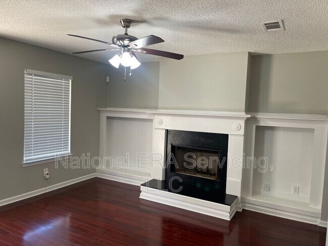 Building Photo - 703 Addy Cove